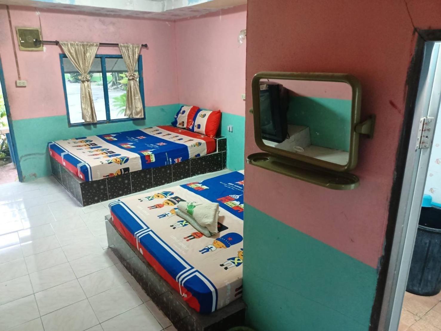 Kanjana Resort Сурат Тхани Екстериор снимка